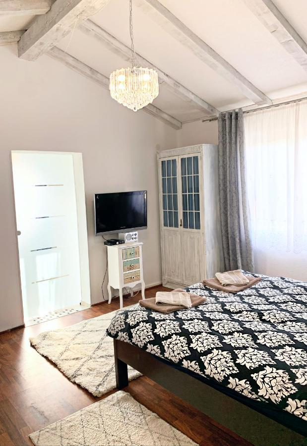 Apartment Helena Kanfanar Εξωτερικό φωτογραφία