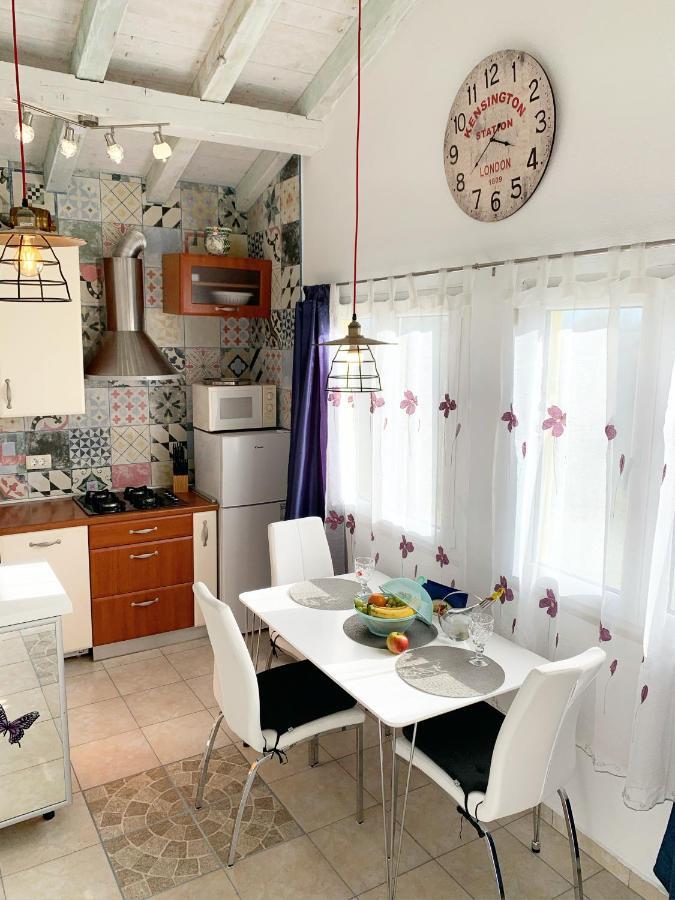 Apartment Helena Kanfanar Εξωτερικό φωτογραφία